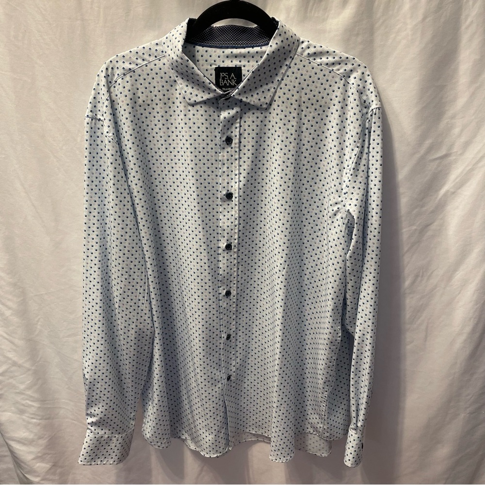 Jos A Bank Traveler Performance Shirt Mens XL Tailored Fit Button Down Stretch